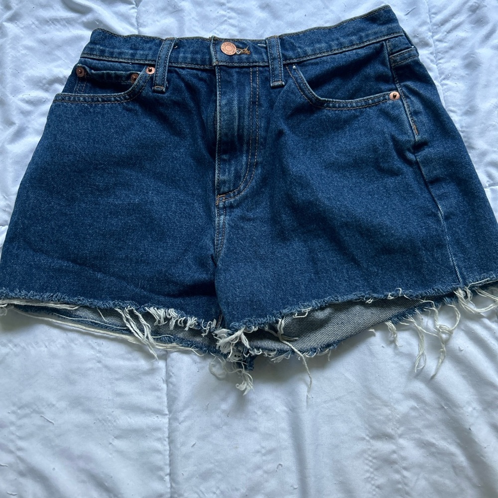 Small cheeky Pink denim shorts